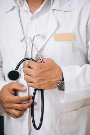 medico-medico-en-una-clinica-de-cerca